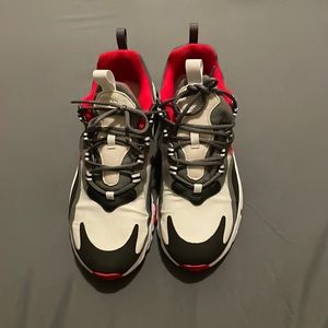 Nike react Air Max 270